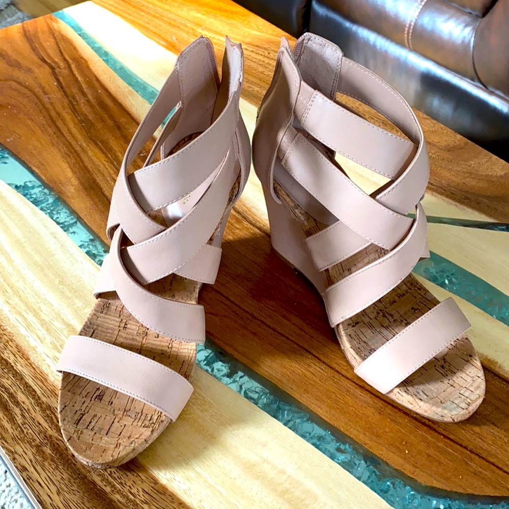 BCBGeneration wedge sandals size 8M! Worn once!